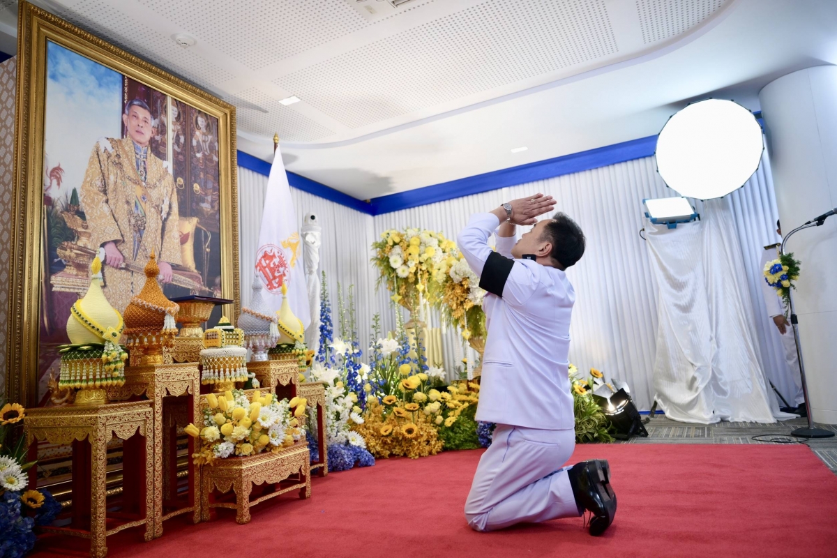 tan thu tuong thai lan cam ket xay dung chinh phu minh bach, lay dan lam goc hinh anh 4