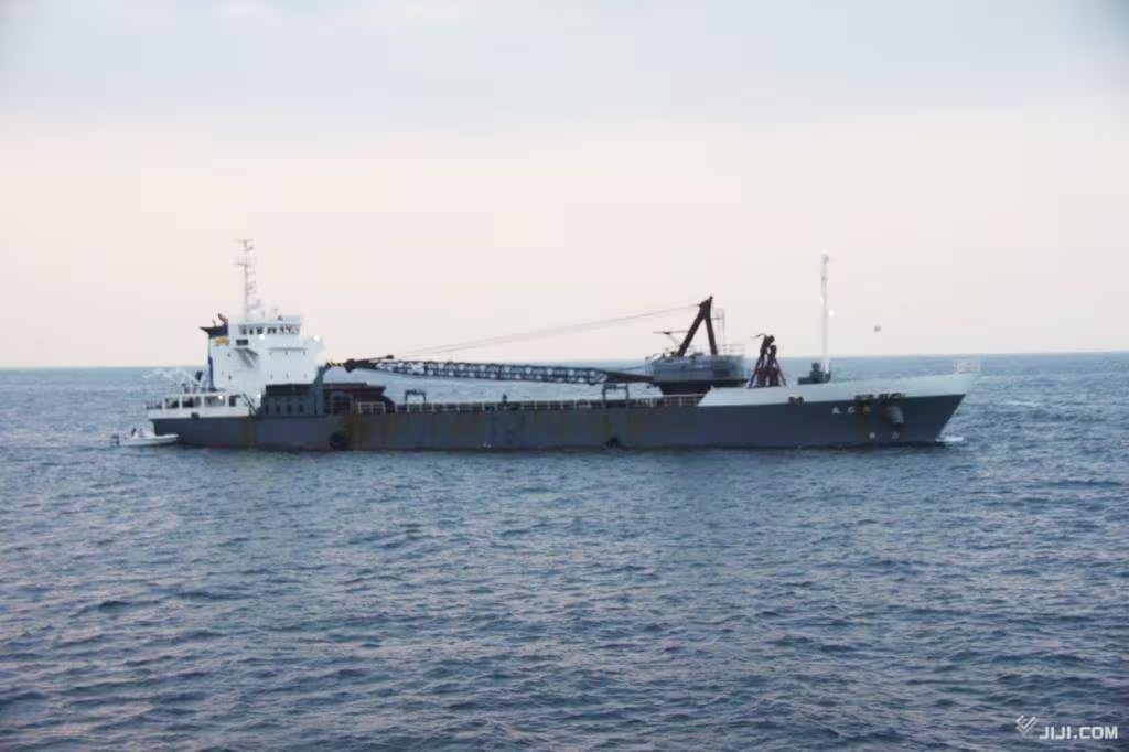 tau ca va tau van tai nhat ban dam va, 4 nguoi tu nan hinh anh 1