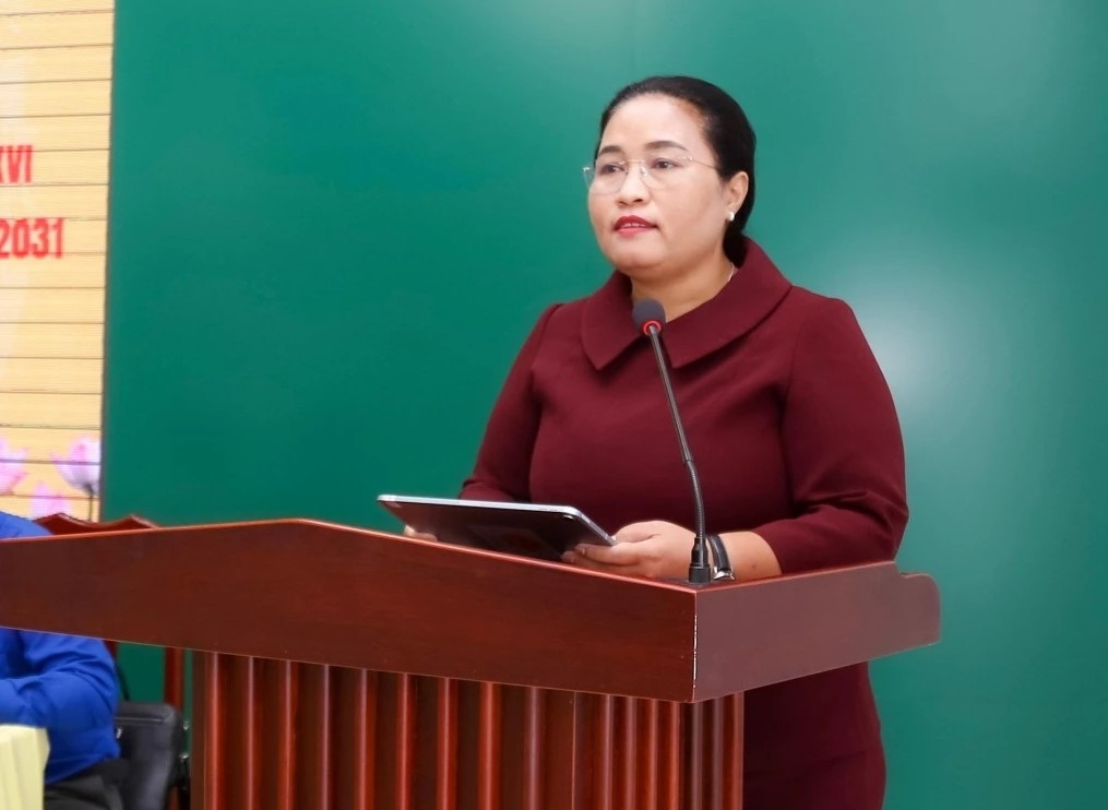 Dua ngay hoi bau cu den tung nha o vung dong bao dan toc thieu so khanh hoa hinh anh 4