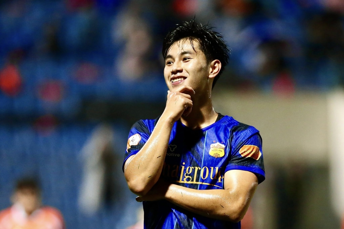  than dong hagl ghi ban o v-league sau khi vang mat trong danh sach u19 viet nam hinh anh 1