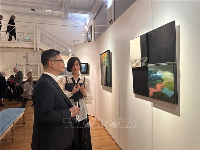 french-vietnamese artist s exhibition highlights cultural connections picture 1