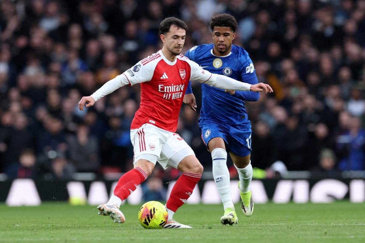 ket qua bong da ngoai hang anh dem 1 3 arsenal thang derby london truoc chelsea hinh anh 13