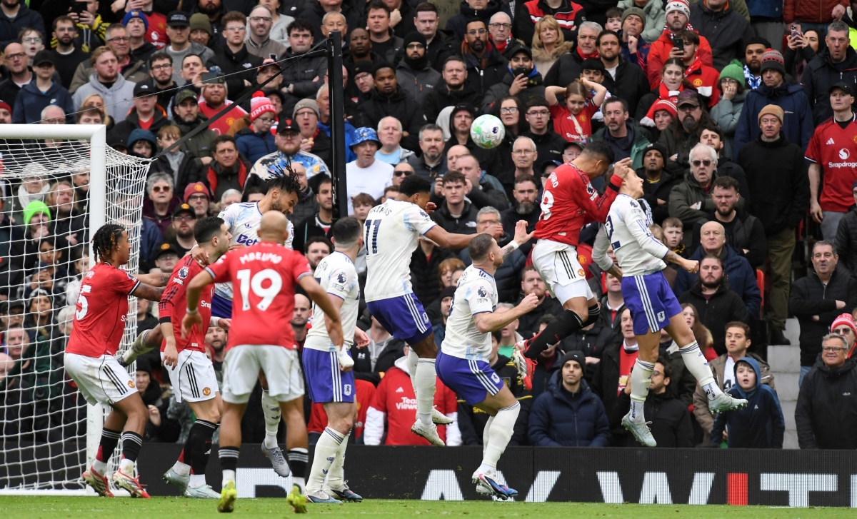 ket qua bong da ngoai hang anh dem 15 3 mu thang tung bung truoc aston villa hinh anh 2