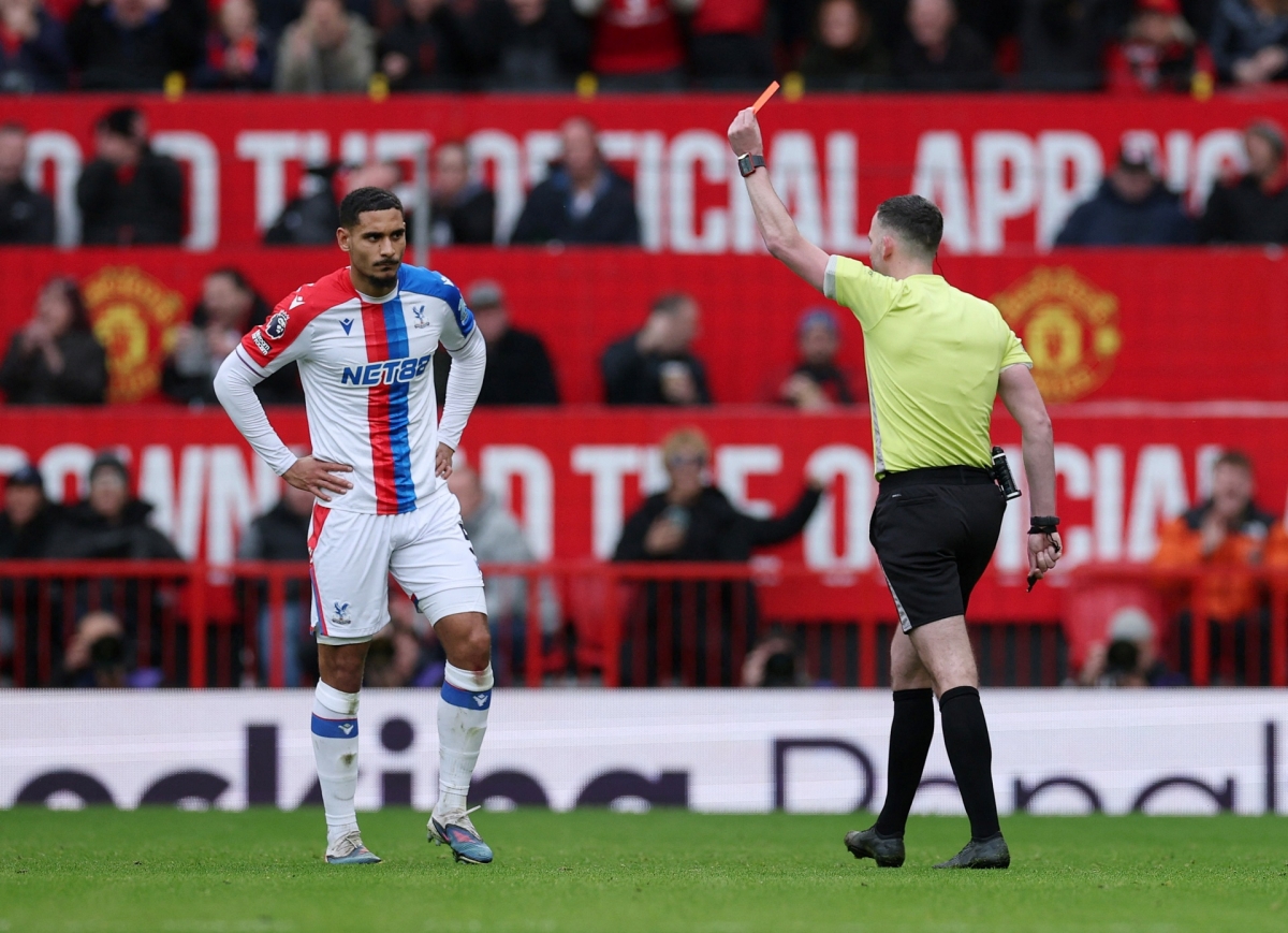 ket qua bong da ngoai hang anh toi 1 3 mu nguoc dong truoc crystal palace hinh anh 3