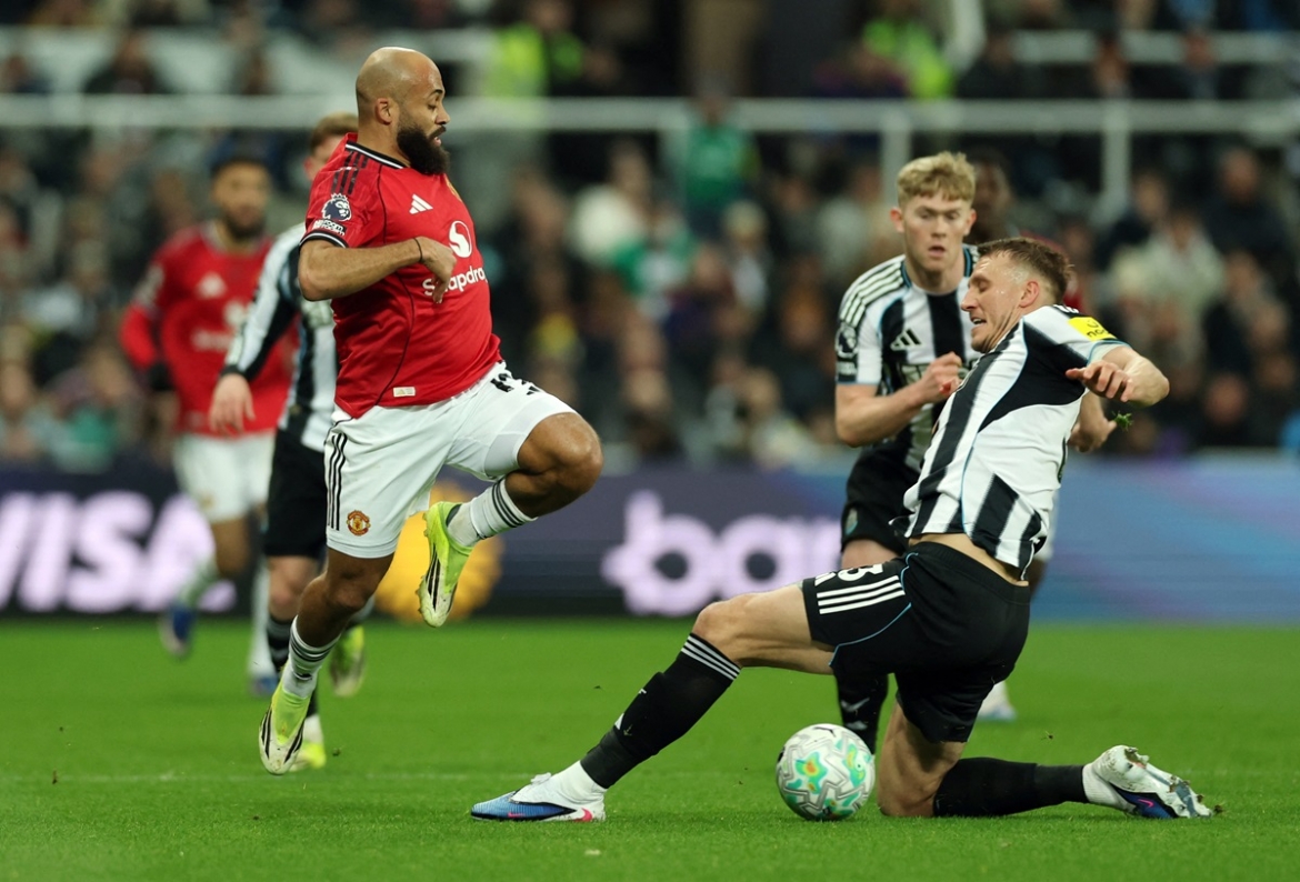 ket qua ngoai hang anh hom nay 5 3 mu thua 10 nguoi newcastle hinh anh 13