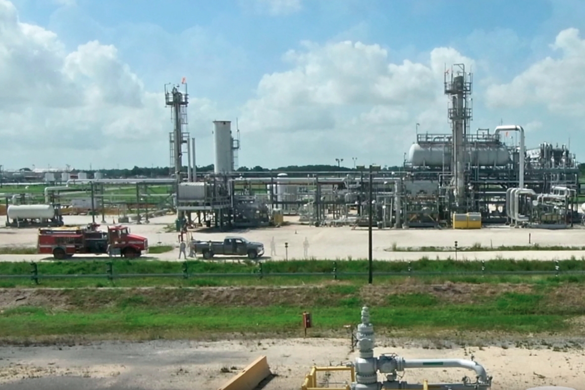 nong the gioi ngay 14 3 iran doa pha huy co so dau khi gan voi my o trung Dong hinh anh 3