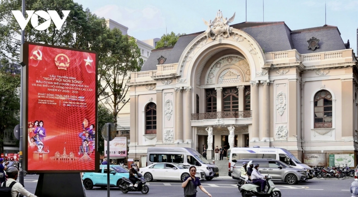 ho chi minh city streets decked out for upcoming election picture 9