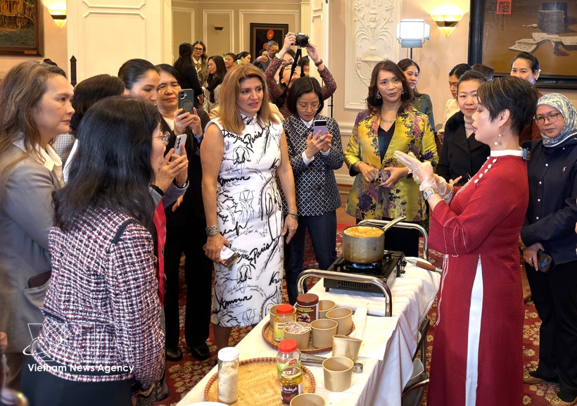 Vietnamese vegetarian cuisine promoted to diplomatic community in US