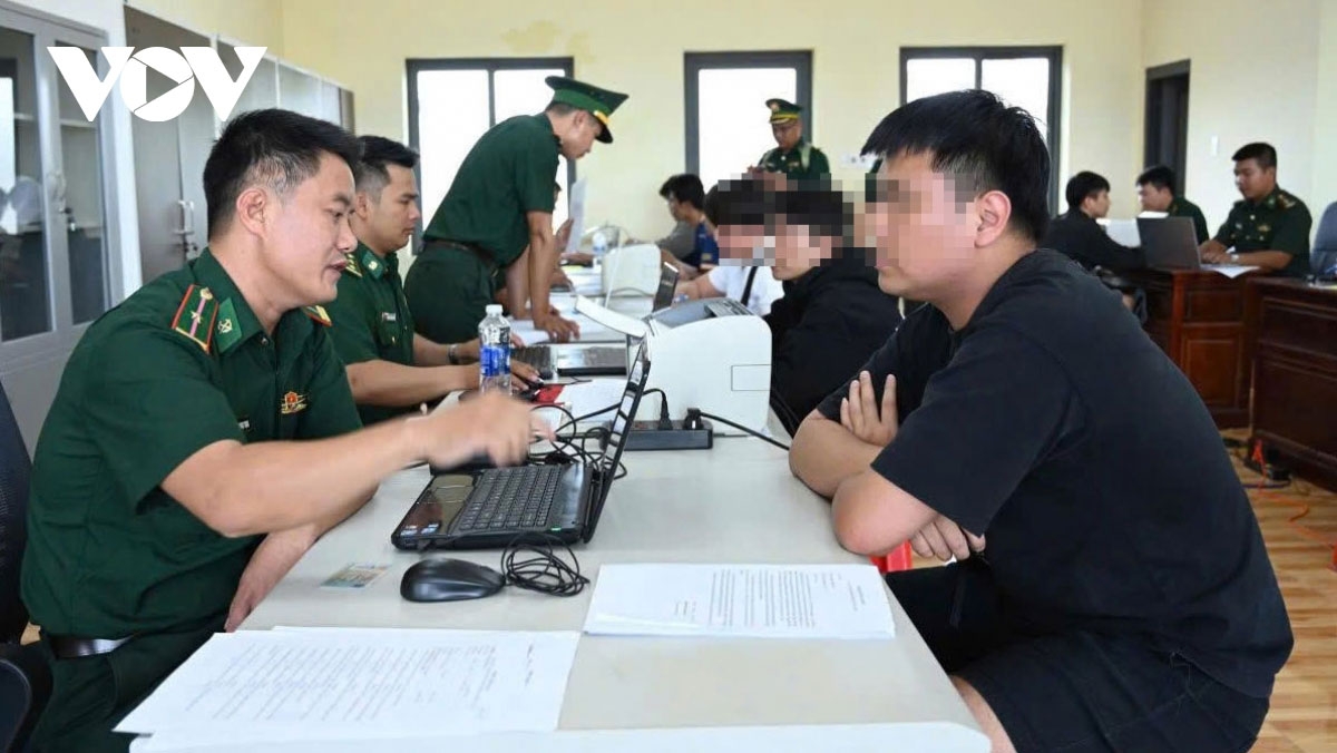 cong an Dong nai khoi to, bat tam giam 343 doi tuong lua dao xuyen quoc gia hinh anh 2