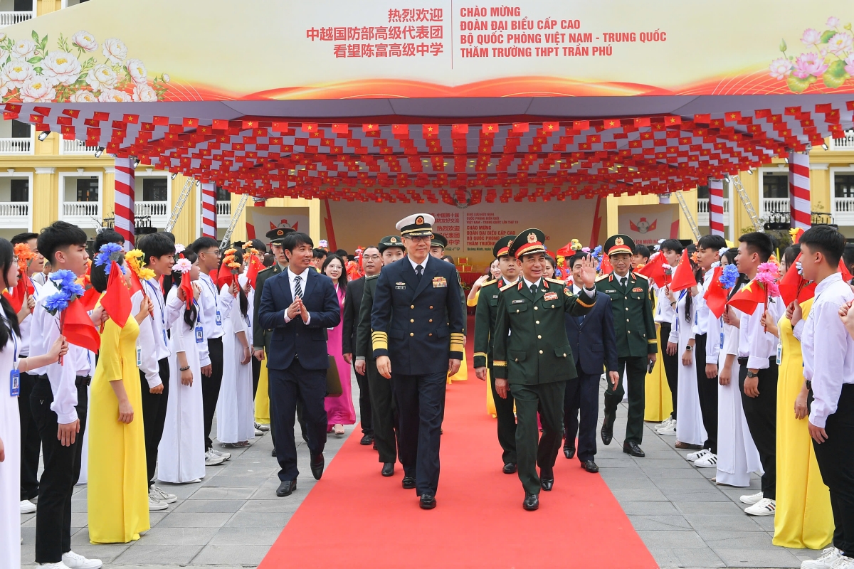 viet nam - trung quoc tang cuong doan ket, huong toi phat trien ben vung hinh anh 5