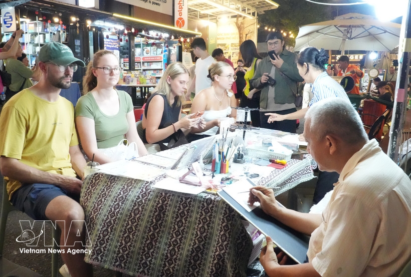 night book festival livens up ho chi minh city picture 1