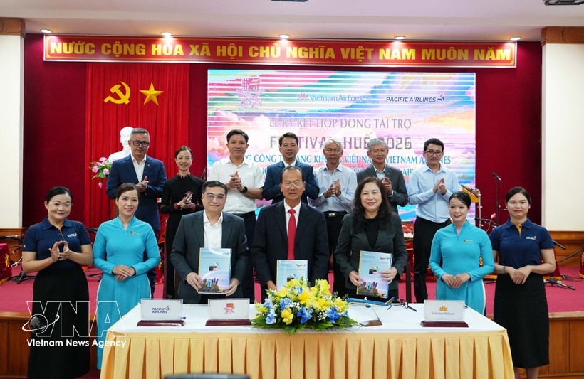 vietnam airlines, pacific airlines named official carriers of hue festival 2026 picture 1