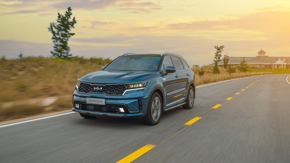 loat o to hybrid an xang nhu ngui tai viet nam co chiec chua toi 1 lit 100km hinh anh 4