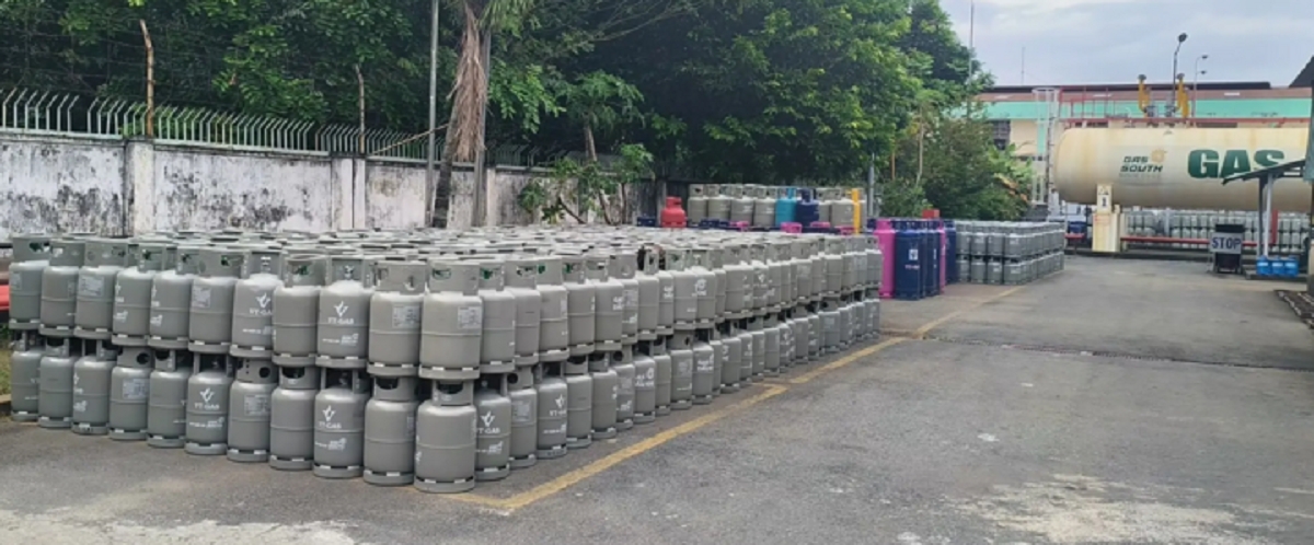 Giá gas tăng liên tục, doanh nghiệp điều chỉnh giá theo tuần