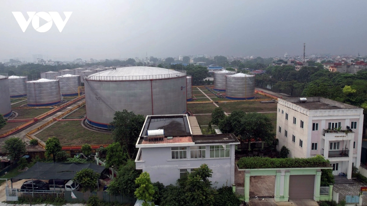 nang muc du tru xang dau, giam thieu tac dong tu thi truong toan cau hinh anh 2