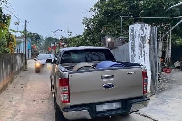 tai xe o nghe an do xe ban tai chan ngo bi phat 5 trieu dong, tru diem bang lai hinh anh 2