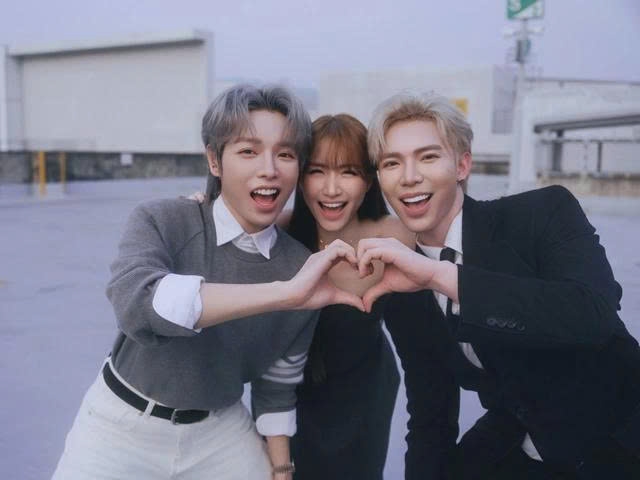 Duc phuc va erik mong cho toi ngay cuoi cua hoa minzy hinh anh 2