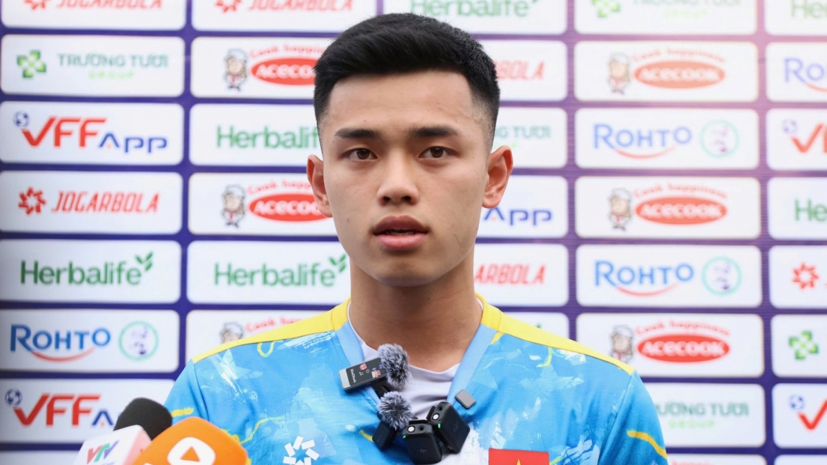 Tuyển thủ U23 Việt Nam bất ngờ với Việt kiều Croatia