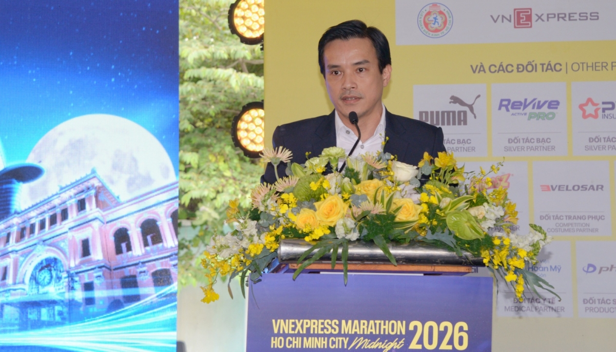 hon 13.000 runner du giai chay dem vnexpress marathon ho chi minh city midnight hinh anh 3
