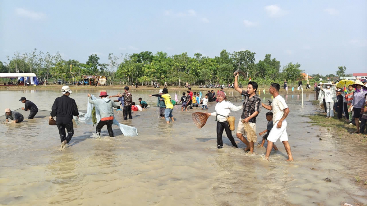 le hoi dua tpeng, di san van hoa doc dao cua nguoi khmer tai Dong nai hinh anh 2