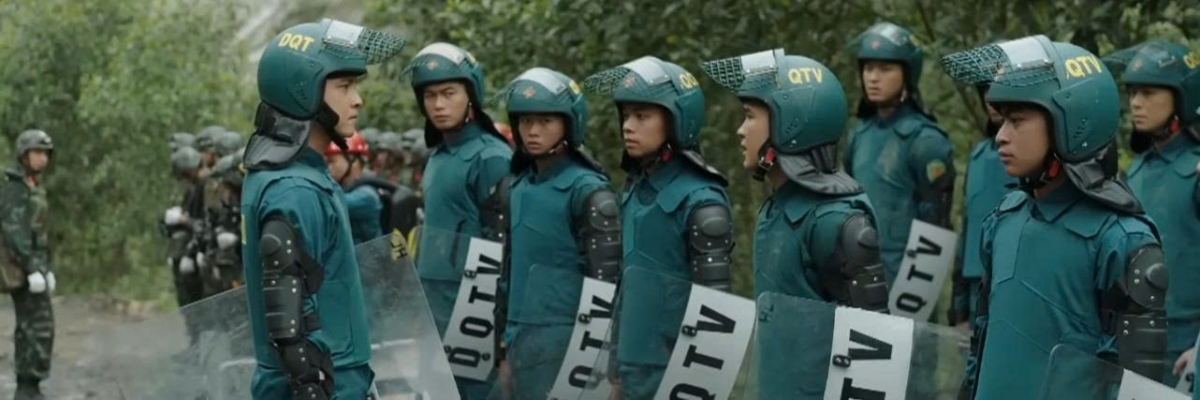 khong gioi han tap 32 lam anh bi bat coc, phong cho no tung can cu hinh anh 3