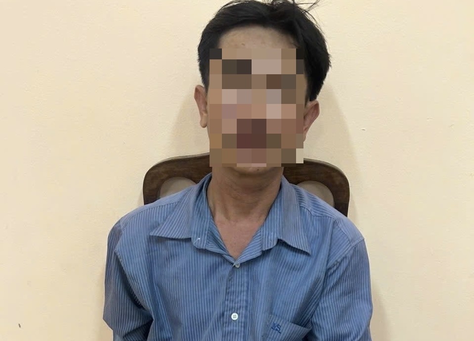 Đối tượng Nguyễn Hoàng Sơn tại cơ quan công an- Ảnh_ Công an phường Vị Tân.jpg