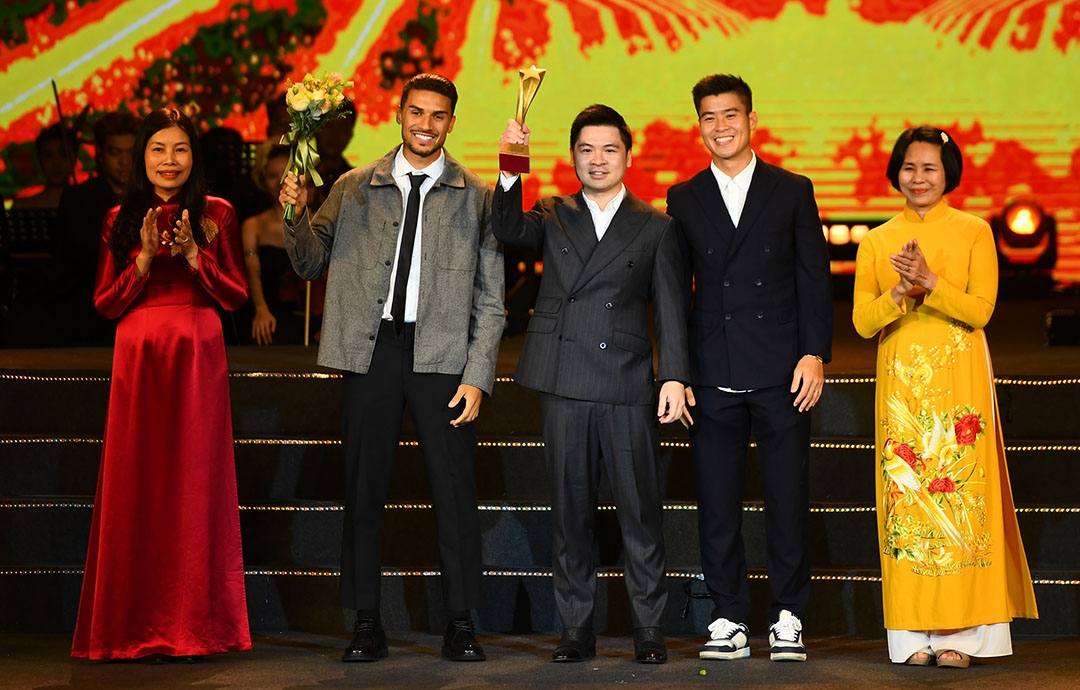 t t group duoc vinh danh o giai cong hien 2026 hang muc the thao hinh anh 4