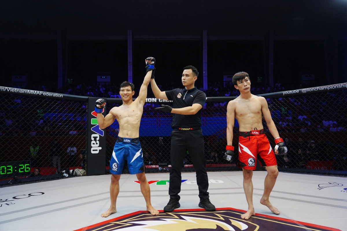 mma lion championship 30 le van tuan xuat sac bao ve thanh cong dai vo dich hinh anh 2