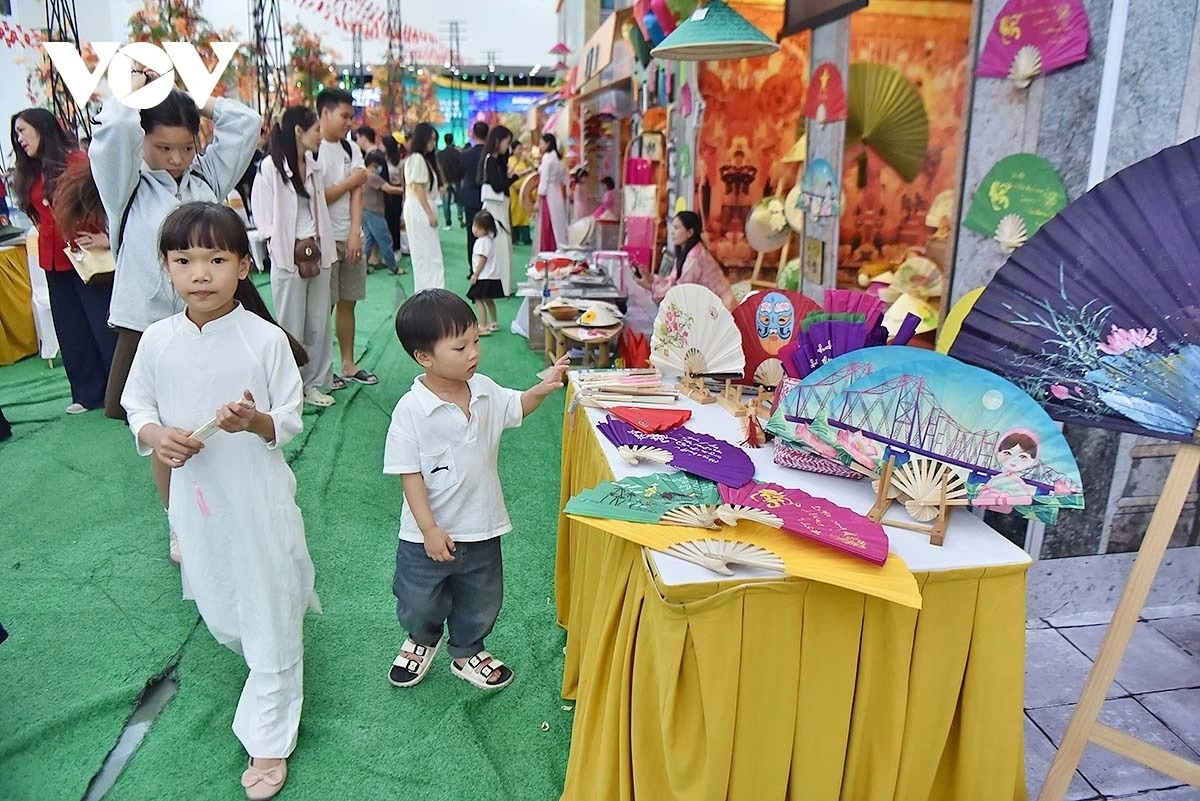 hanoi s autumn treasures showcased at autumn fair 2025 picture 1