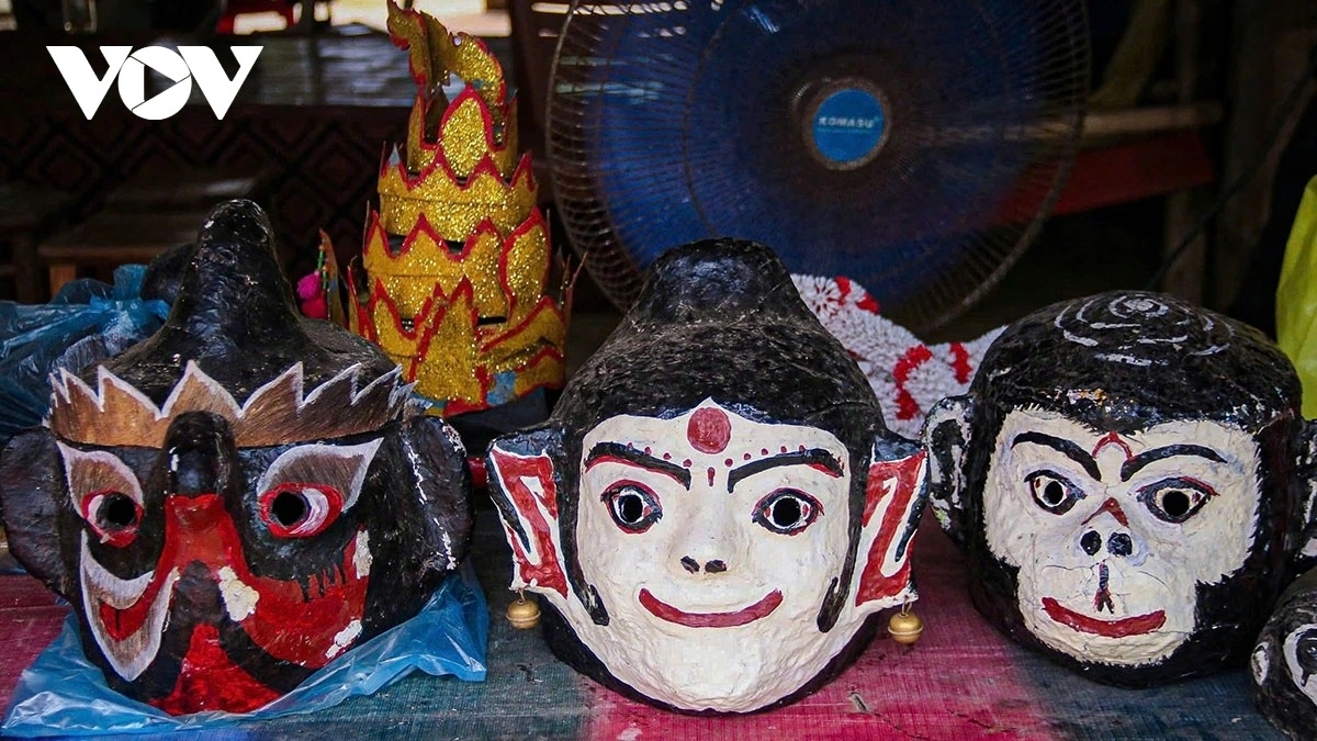 ok om bok festival - a living khmer tradition in southern vietnam picture 1