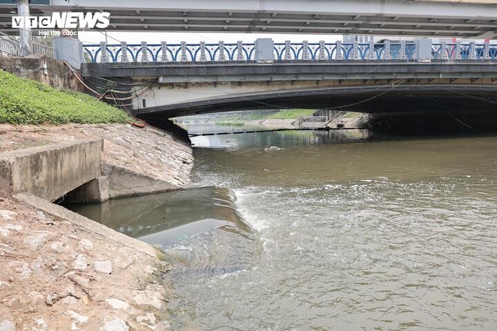 sau 6 thang hoi sinh, dong song chet o ha noi thay doi ra sao hinh anh 10