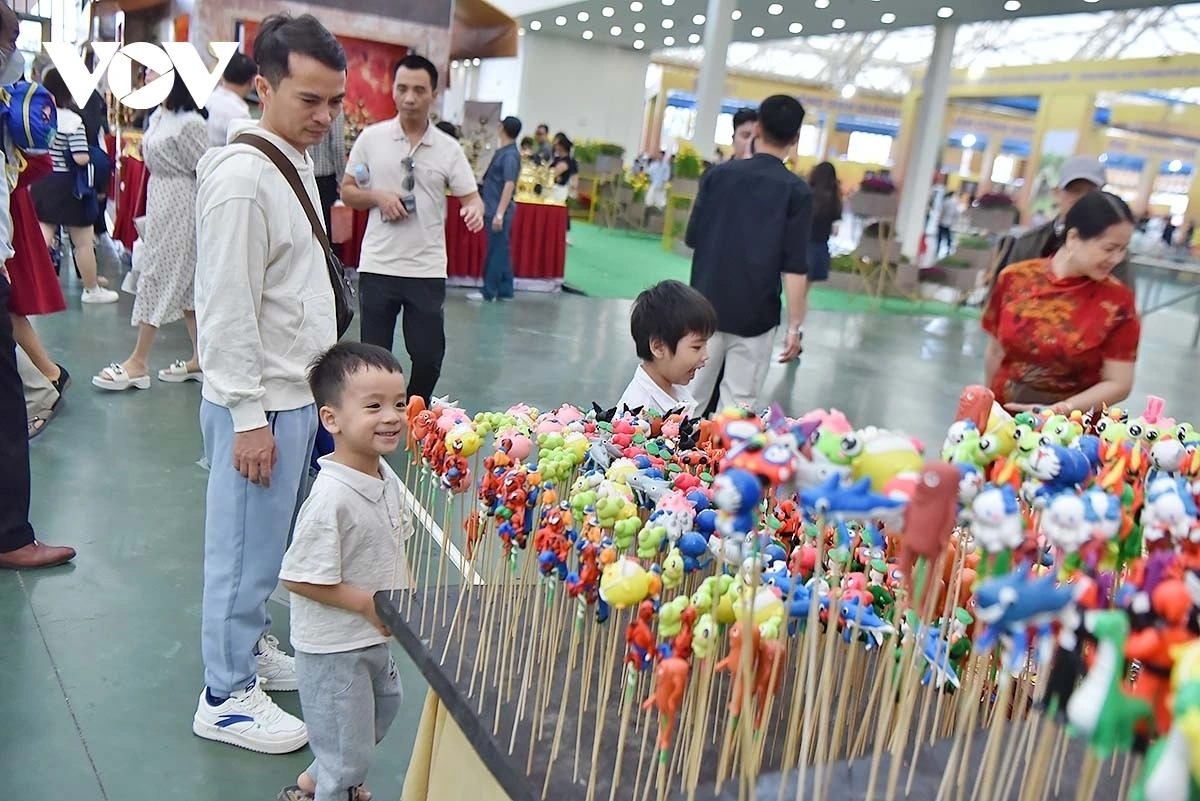 hanoi s autumn treasures showcased at autumn fair 2025 picture 17