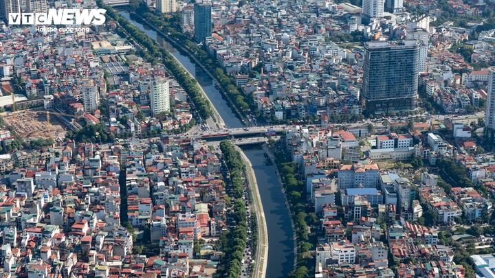 sau 6 thang hoi sinh, dong song chet o ha noi thay doi ra sao hinh anh 1