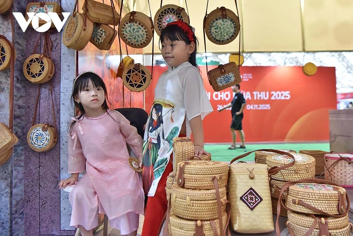 hanoi s autumn treasures showcased at autumn fair 2025 picture 2