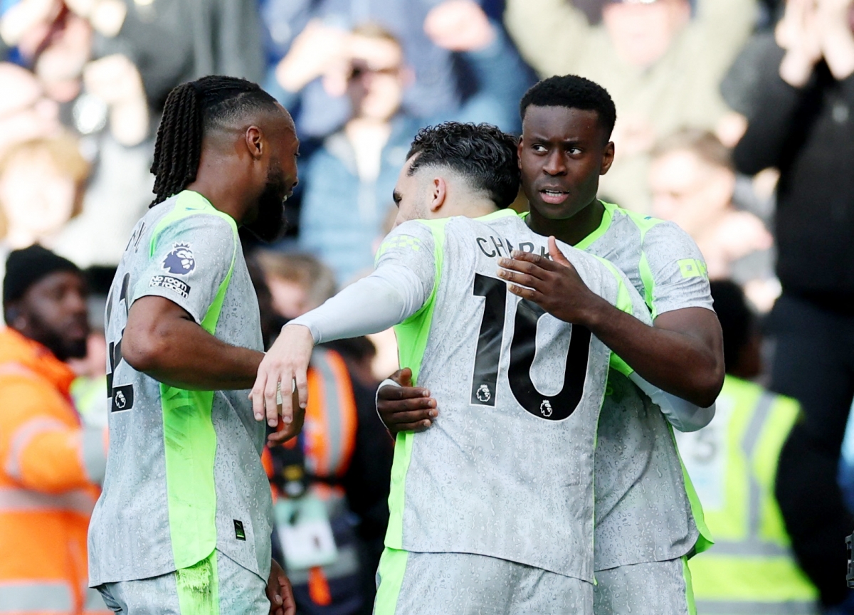 truc tiep chelsea 0-2 man city the tran ap dao hinh anh 1