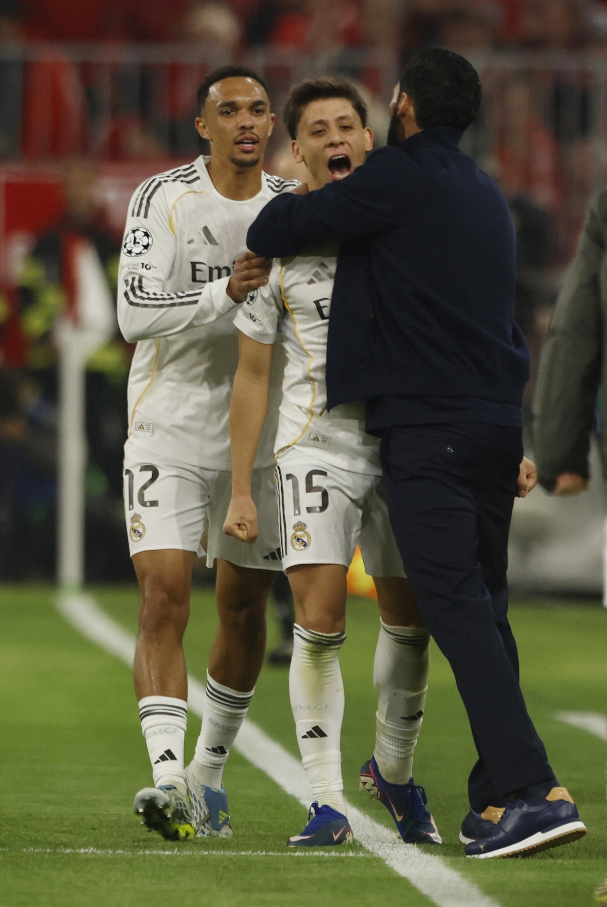 bayern nguoc dong danh bai real madrid theo kich ban kho tin hinh anh 25