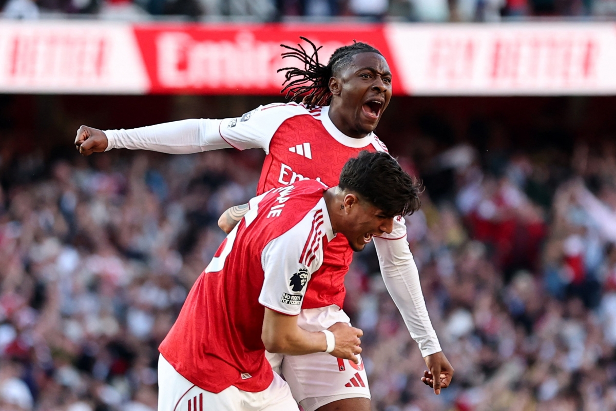 truc tiep arsenal 1-0 newcastle eberechi eze ghi ban dep mat hinh anh 7