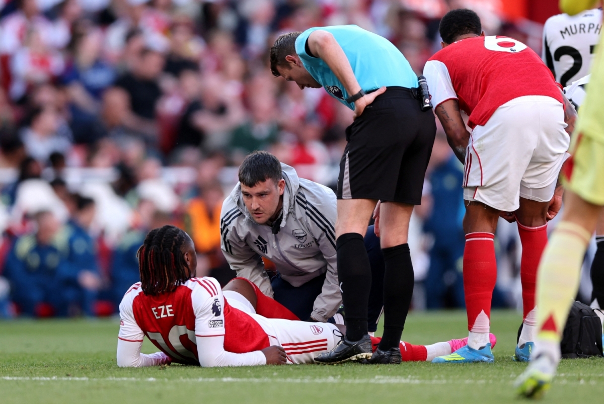 truc tiep arsenal 1-0 newcastle eberechi eze ghi ban dep mat hinh anh 2