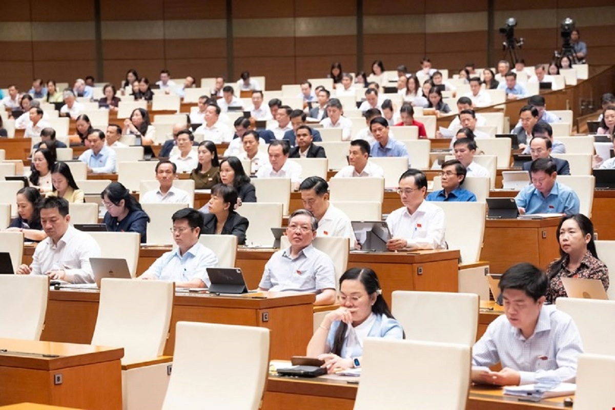 thu tuong le minh hung kien quyet thay the can bo yeu kem hinh anh 2