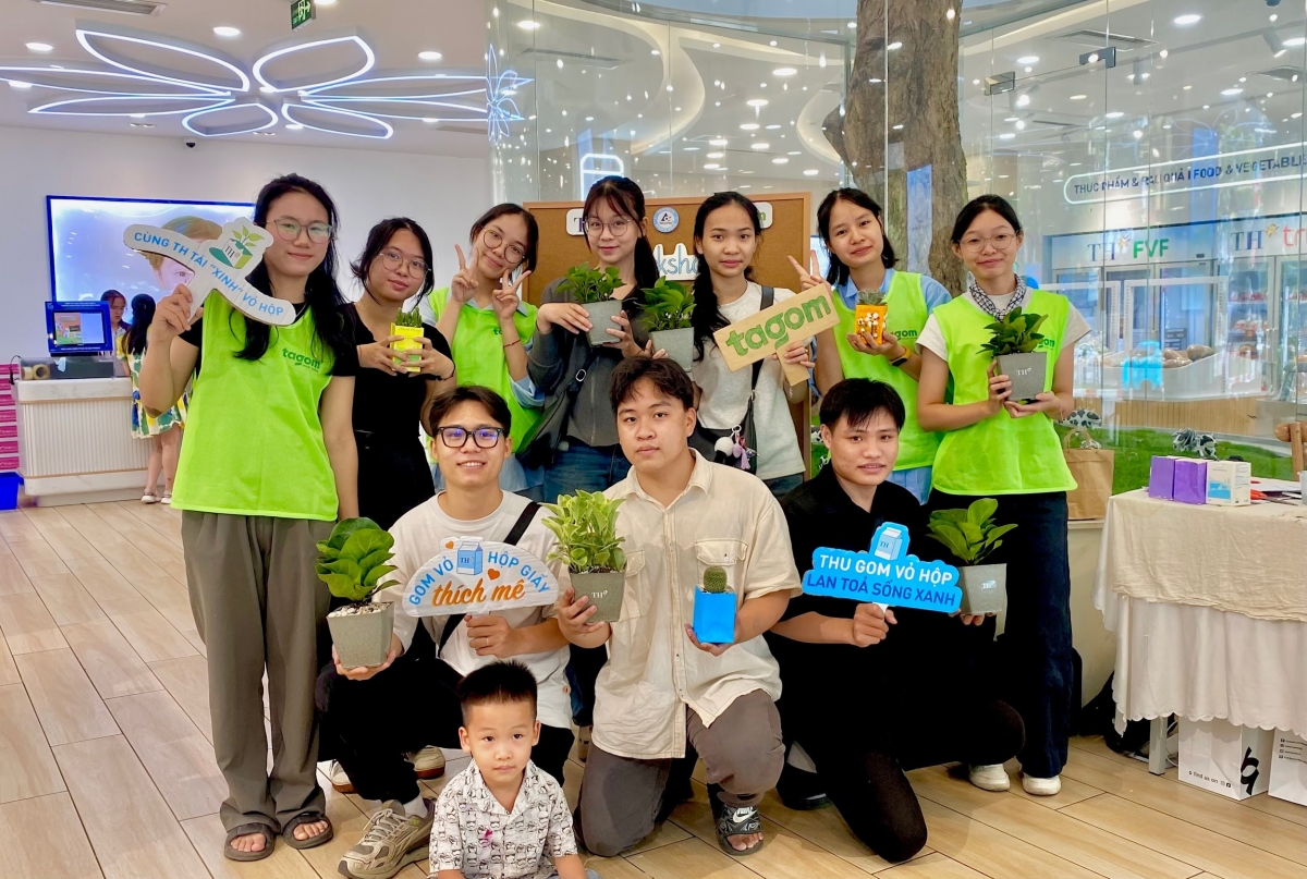  thu gom vo hop, lan toa song xanh 2026 tu hanh dong nho den vong tuan hoan xanh hinh anh 2