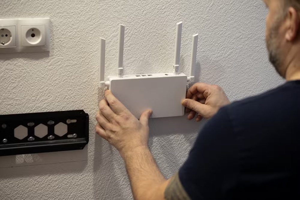 mot sai lam pho bien khien router wi-fi nhanh hong hon hinh anh 2