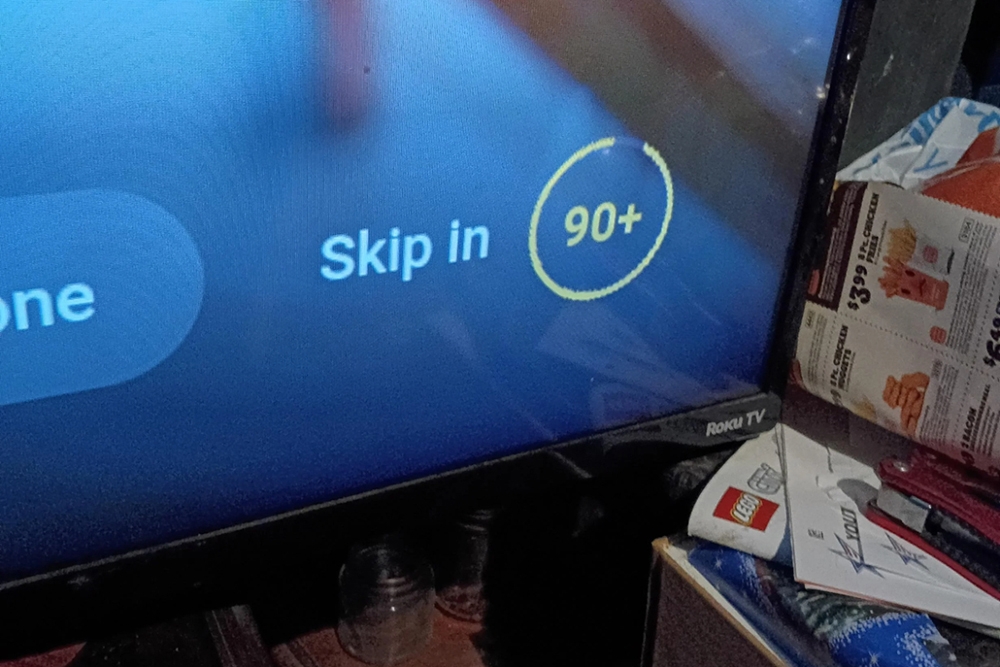 youtube doi mat nghi van thu nghiem quang cao 90 giay hinh anh 2