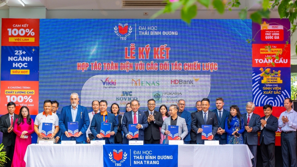 Dai hoc thai binh duong bo nhiem tan hieu truong, mo giai doan phat trien moi hinh anh 2