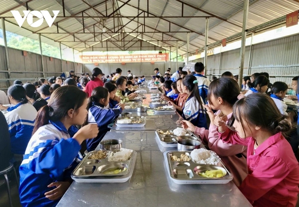 Đảm bảo an toàn thực phẩm trong bữa ăn bán trú ở vùng cao Lai Châu