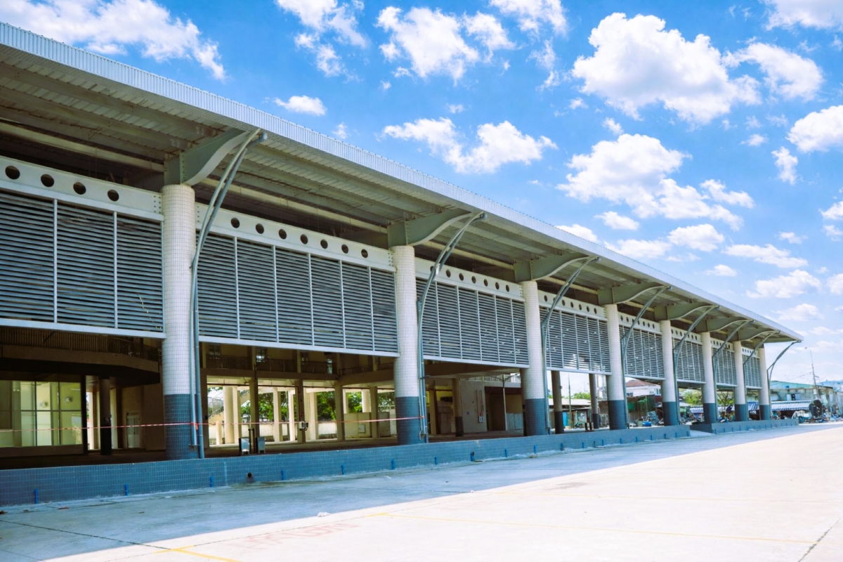 khoi to 3 can bo thuoc ban quan ly Au thuyen va cang ca Da nang hinh anh 1