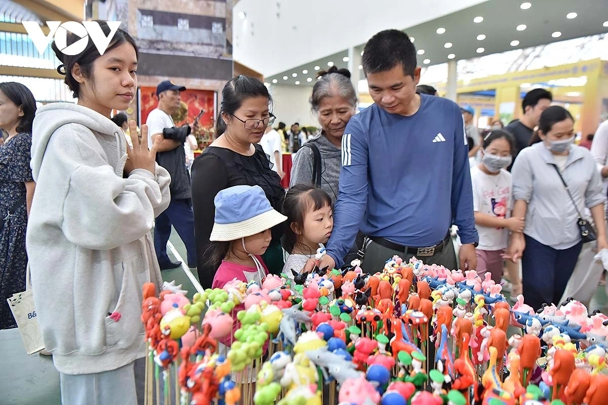 hanoi s autumn treasures showcased at autumn fair 2025 picture 3