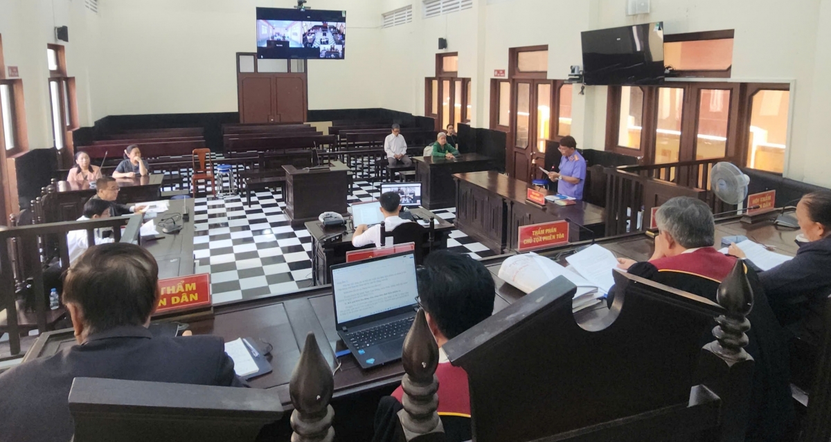 lanh an 30 nam tu vi ghen tuong dung xyanua giet chet nguoi tinh hinh anh 1