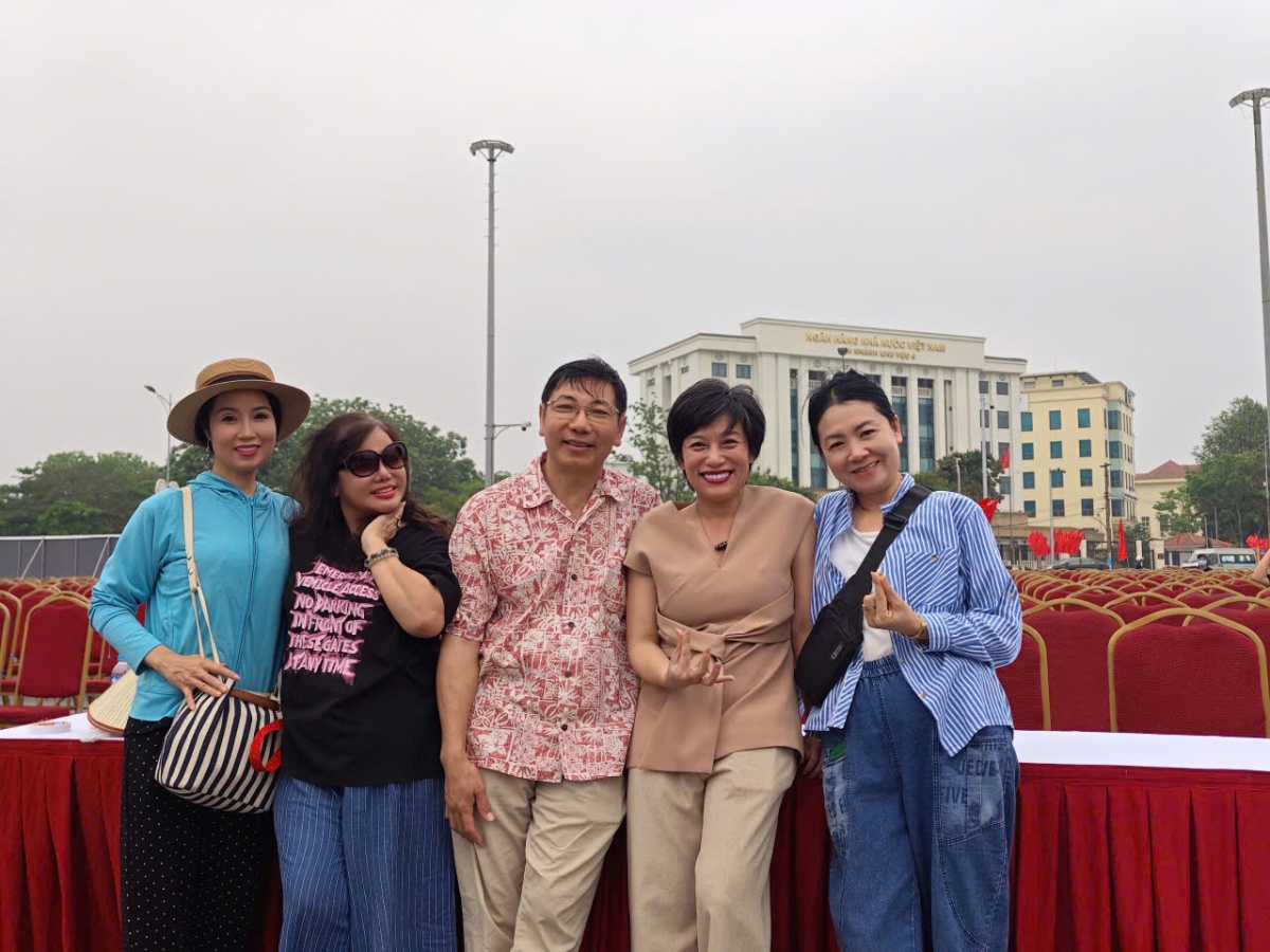 le hoi Den hung 2026 he lo dai canh nghe thuat hoanh trang hinh anh 8