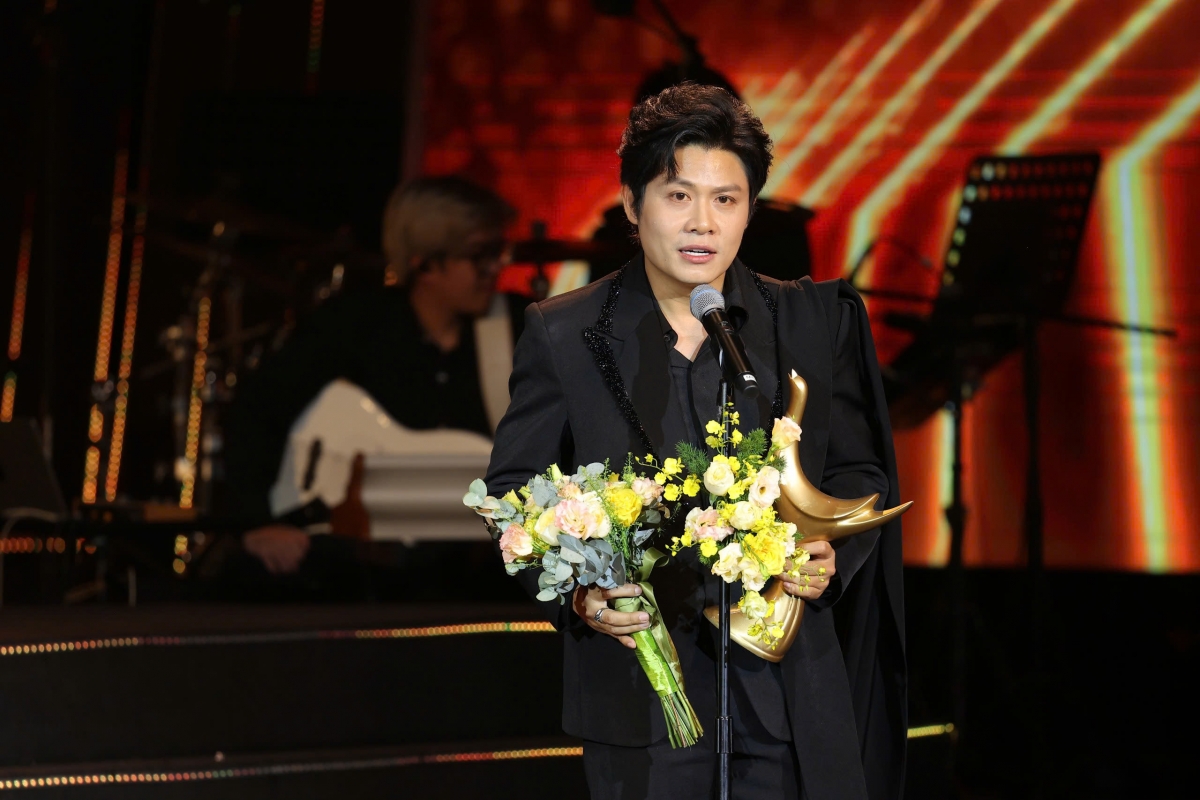 soobin thang lon tai giai thuong cong hien 2026, hoa minzy la ca si cua nam hinh anh 6