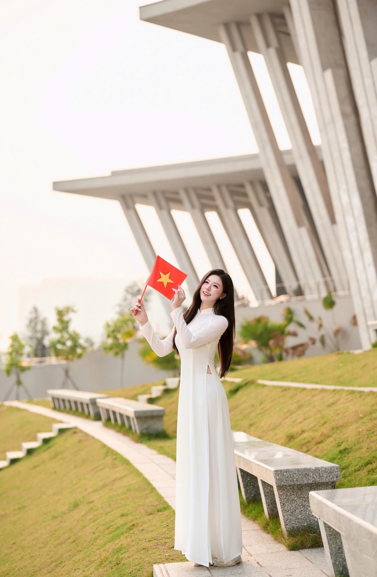 A khoi phuong anh khoe nhan sac trong ta ao dai dip dai le 30 4 hinh anh 5